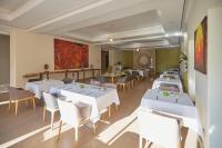 Un restaurant u otro lugar para comer en AG Hotel & Spa Marrakech