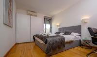 Postel nebo postele na pokoji v ubytování Luxury apartment Eni on the West Coast