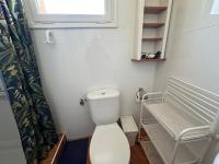 Kúpeľňa v ubytovaní Casa con jardín a 25 metros de la playa. LA T.