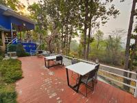 En balkon eller terrasse på Phu Jaya Floresta Resort by ALPHATEL PARTNER