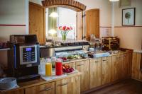 A kitchen or kitchenette at Pension Baumgartner-Berghof