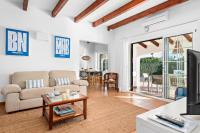 A seating area at Casa Bruna - Binibeca Nou