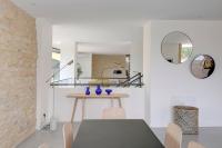 A cozinha ou cozinha compacta de Le Loft des Pierres Dor&eacute;es