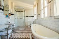 Fera Palace Hotelにあるバスルーム