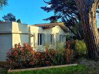 Ogród w obiekcie CANNES - PETIT JUAS, CHARMANTE VILLA AU CALME, TOUT CONFORT