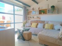 Posedenie v ubytovaní Apartamento Solymar