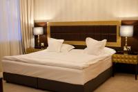 Tiffi Old Town Hotelにあるベッド