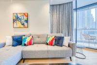 Posezení v ubytování RH- Downtown Delight, spacious 01BR near Dubai Mall & Burj Khalifa, RP Heights