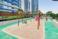 Herní místnost nebo prostor pro děti v ubytování RH- Downtown Delight, spacious 01BR near Dubai Mall & Burj Khalifa, RP Heights