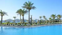 Bazén v ubytovaní Rodos Palladium Leisure & Wellness alebo v jeho blízkosti