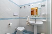 A bathroom at Blue&Green House With Shared Pool - Happy Rentals