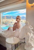 Hostia v ubytovaní One 360 Skyline Athens Penthouses