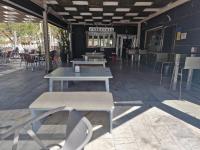 Reštaurácia alebo iné gastronomické zariadenie v ubytovaní Hotel La Duquesa