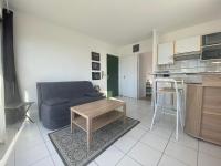 Plán poschodí v ubytovaní Charmant T2 à 350m de la plage avec terrasse et garage à Royan - FR-1-539-44