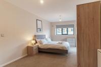 Postel nebo postele na pokoji v ubytování Spacious 2 Bed Apartment in Manchester Centre