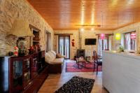 TV a/nebo společenská místnost v ubytování Arcadia Getaway - Levidi Sani 11 Suite