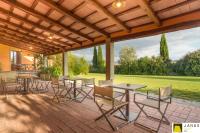 Vonkajšia záhrada v ubytovaní Janas Country Resort