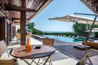 Bazén v ubytování Villa Plage Grande - Superstar luxury - Beachtop nebo v jeho okolí