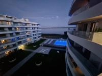 Basen w obiekcie Apartament Sapphire Rogowo Pearl lub w pobliżu