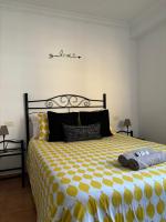 Postel nebo postele na pokoji v ubytování APARTAMENT SARDINA NEAR THE BEACH WITH POOL AND WIFI e
