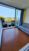 Balkón alebo terasa v ubytovaní Studio 137 Port Camargue, Piscine, Climatisation, 4 personnes