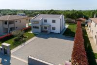 Budova, v ktorej sa vila nachádza