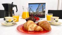 Opcje śniadaniowe w obiekcie Apartamento Rondabella 2 Centro PARKING GRATIS Wifi AA