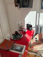 Kuchnia lub aneks kuchenny w obiekcie Chambre dans Hôtel Particulier 18e siècle Hyper Centre La Rochelle