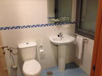 A bathroom at Hostal El Poligono