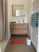 Kúpeľňa v ubytovaní Appartement T2 piscine et plage