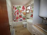 Kúpeľňa v ubytovaní BRAMANT 5 - Primera planta con terraza, vistas al mar y parking. - ES-228-77
