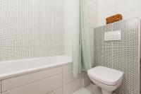 Kúpeľňa v ubytovaní Brand New Modern Apartment-2 rooms-balcony-garage