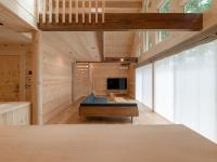 lamp yamanaka-Private Villa for Up to 10 Guests, Free BBQ, Baby-Friendly, 5-Min Drive from Lake Yamanaka, 20-Min Drive from Lake Kawaguchiにあるテレビまたはエンターテインメントセンター