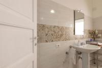 A bathroom at La casa di nonna Lilla