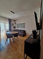 Posedenie v ubytovaní LUCY Apartments with heated pool & free private parking