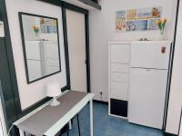 Kuchyňa alebo kuchynka v ubytovaní APARTAMENTO con TERRAZA VISTAS AL MAR