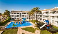Bazén v ubytování Hoposa Hotel & Apartaments VillaConcha nebo v jeho okolí