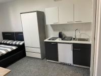 Kuchyňa alebo kuchynka v ubytovaní Apartments Lia-Jolie