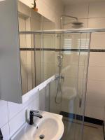 Kúpeľňa v ubytovaní Apartments Lia-Jolie