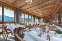 Reštaurácia alebo iné gastronomické zariadenie v ubytovaní Obergasserhof