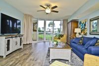 TV&#47;Unterhaltungsangebot in der Unterkunft Waterfront Luxury Huge Condo with 15000sf Pool