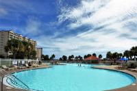 Der Swimmingpool an oder in der Nähe von Waterfront Luxury Huge Condo with 15000sf Pool