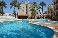 The swimming pool at or close to Apartamento en Urbanizacion El Retiro III