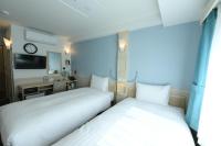Toyoko Inn Changwonにあるベッド