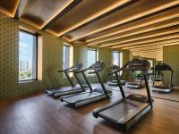 Blossom House Shanghai On The Bundにあるフィットネスセンターまたはフィットネス設備