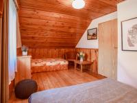 Postel nebo postele na pokoji v ubytování Chalet Žabovřesky by Interhome