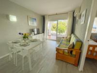 Posedenie v ubytovaní Apartamentos Tierra de Irta 3000