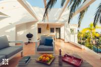 Posezení v ubytování Villa Thalassa by Abahana Villas
