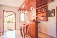 Kuchyň nebo kuchyňský kout v ubytování Villa Scarlett by Abahana Villas