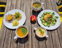 Mad på resortet eller i nærheden